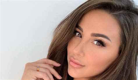 Ana Cheri Bio, Affair, Divorce, Net Worth, Ethnicity, Age, Height